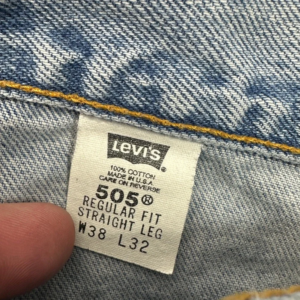 Levi's 505 Straight Leg Light Wash VTG 90s USA Made / Men's 38x32